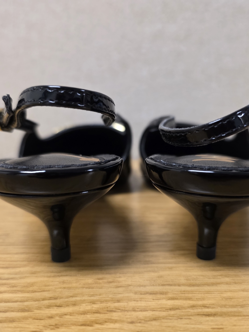 Sam Edelman Black Patent Pointed Toe Slingback Kitten Heels with Gold Accent - Picture 3 of 4